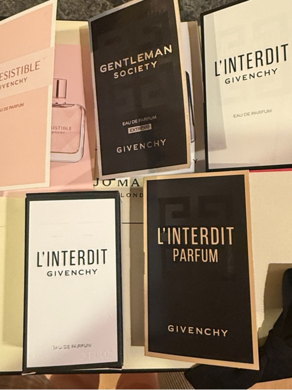 Givenchy Sample Card Set plus deluxe size